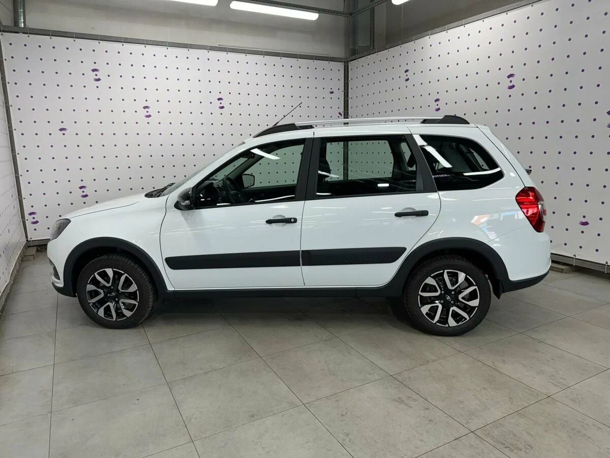 Lada Granta Cross - фото №7
